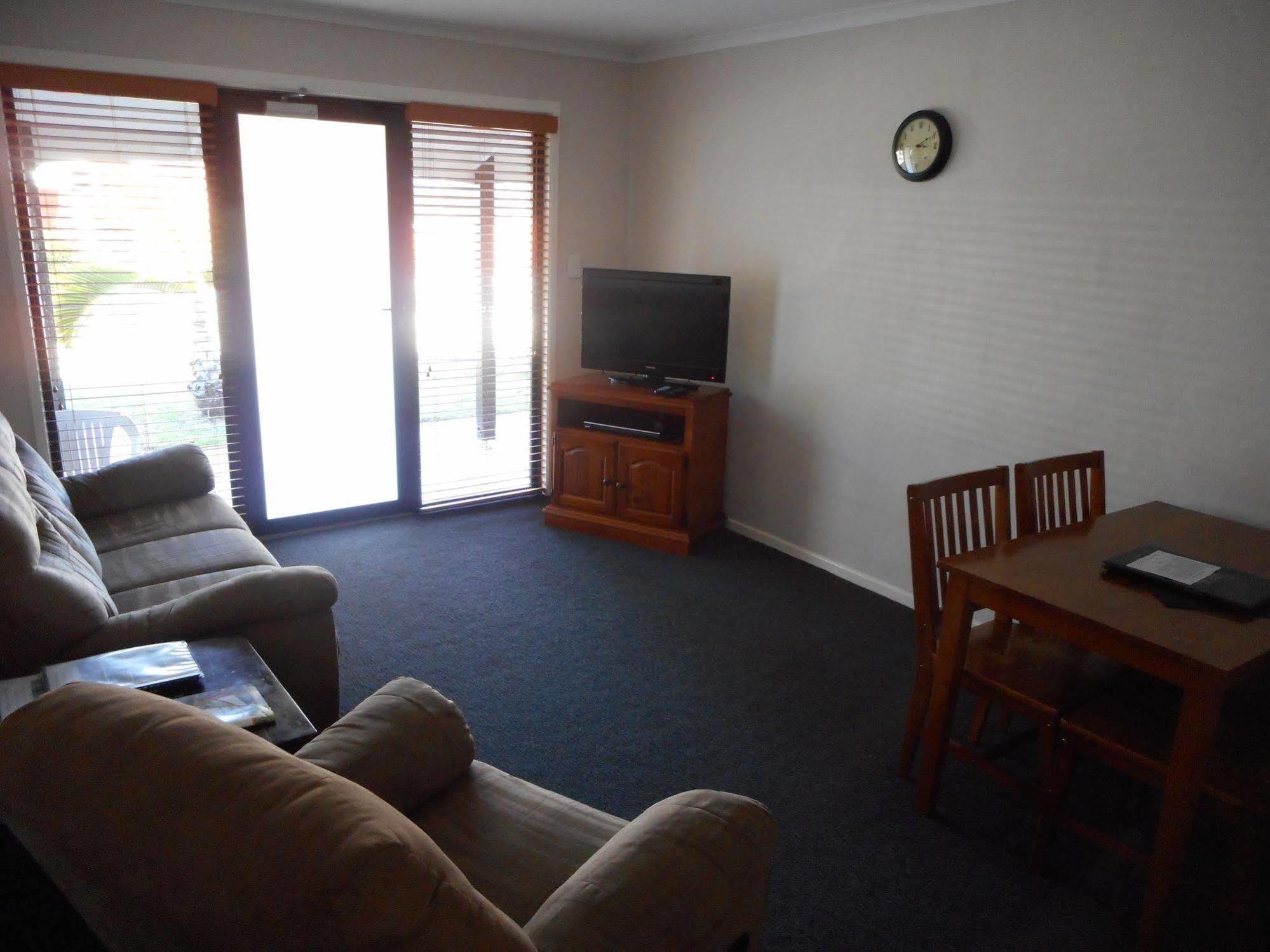 Hervey Bay Colonial Lodge Torquay Eksteriør billede
