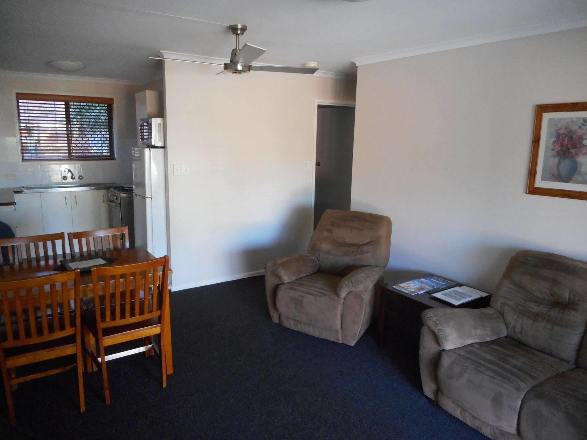Hervey Bay Colonial Lodge Torquay Eksteriør billede